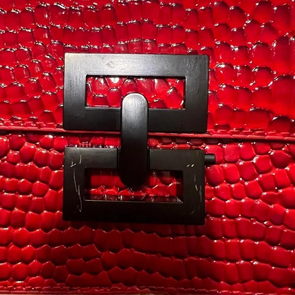 Red Faux Croc Embossed Crossbody Bag Matte Black Chain Strap Clasp Handbag